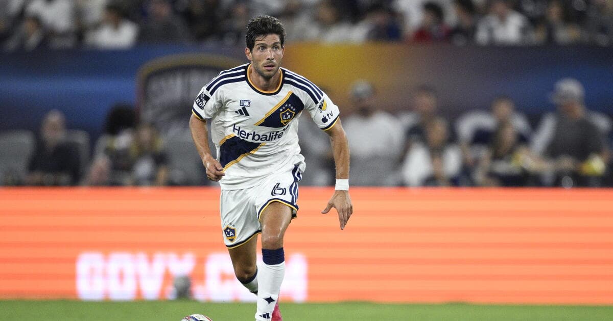 From benchwarmers to saviors: New additions look to revive Galaxy's playoff hopes