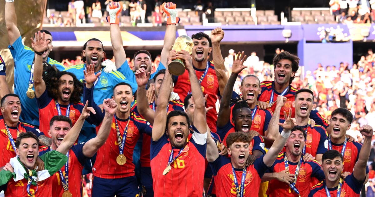 Spain's youth movement dethrones aging Argentina in thrilling World Cup final
